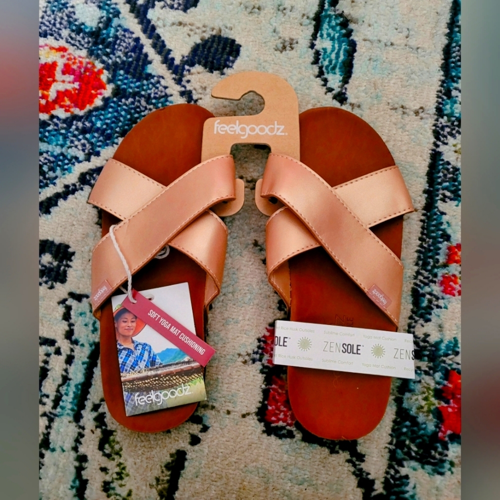 NWT Feelgoodz Women's Zensole Vistas
